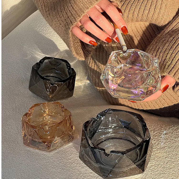 创意家用玻璃烟灰缸家用客厅轻奢感酒店酒吧烟缸高颜值民宿烟灰缸