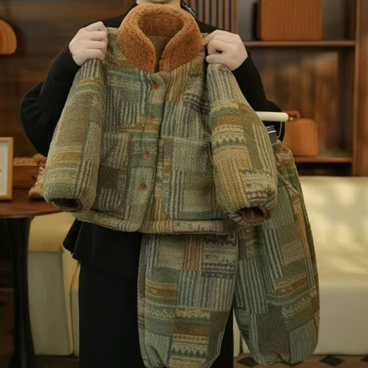 儿童家居服套装2025冬季新款加绒加厚时尚保暖极简休闲两件穿搭潮