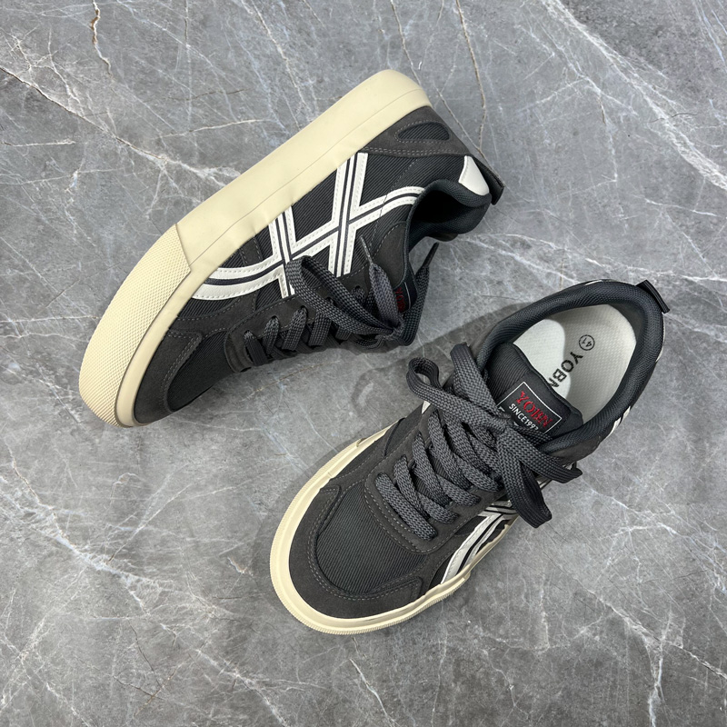 鞋子男款2025新款爆款男士高颜值休闲运动板鞋学生潮流百搭帆布鞋