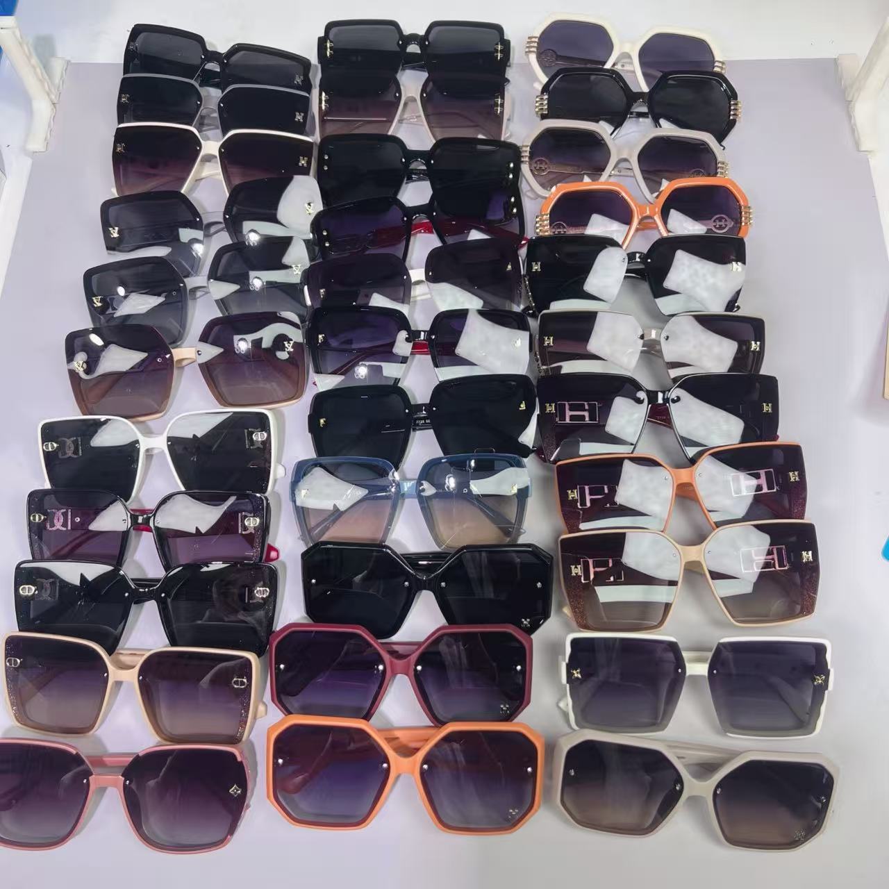 高品质女时尚偏光复古茶色太阳镜20付（直播间款式为准）