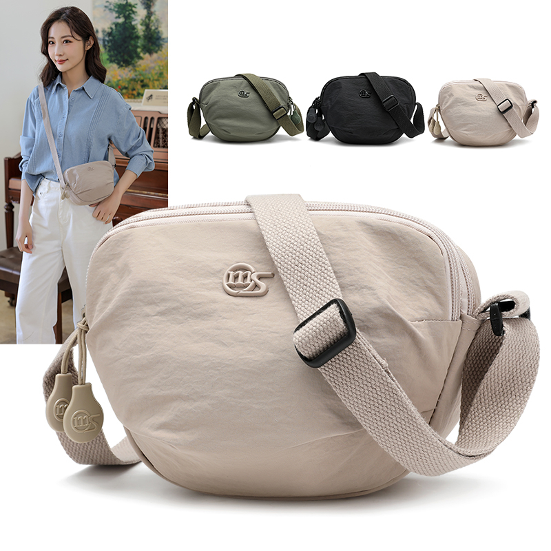 包包女新款爆款多隔层单肩斜挎包防泼水休闲包都市简约耐磨手机包