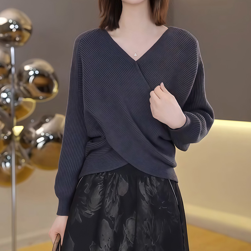 V领秋冬时髦设计针织衫2025新款不规则百搭女装韩系独特漂亮上衣