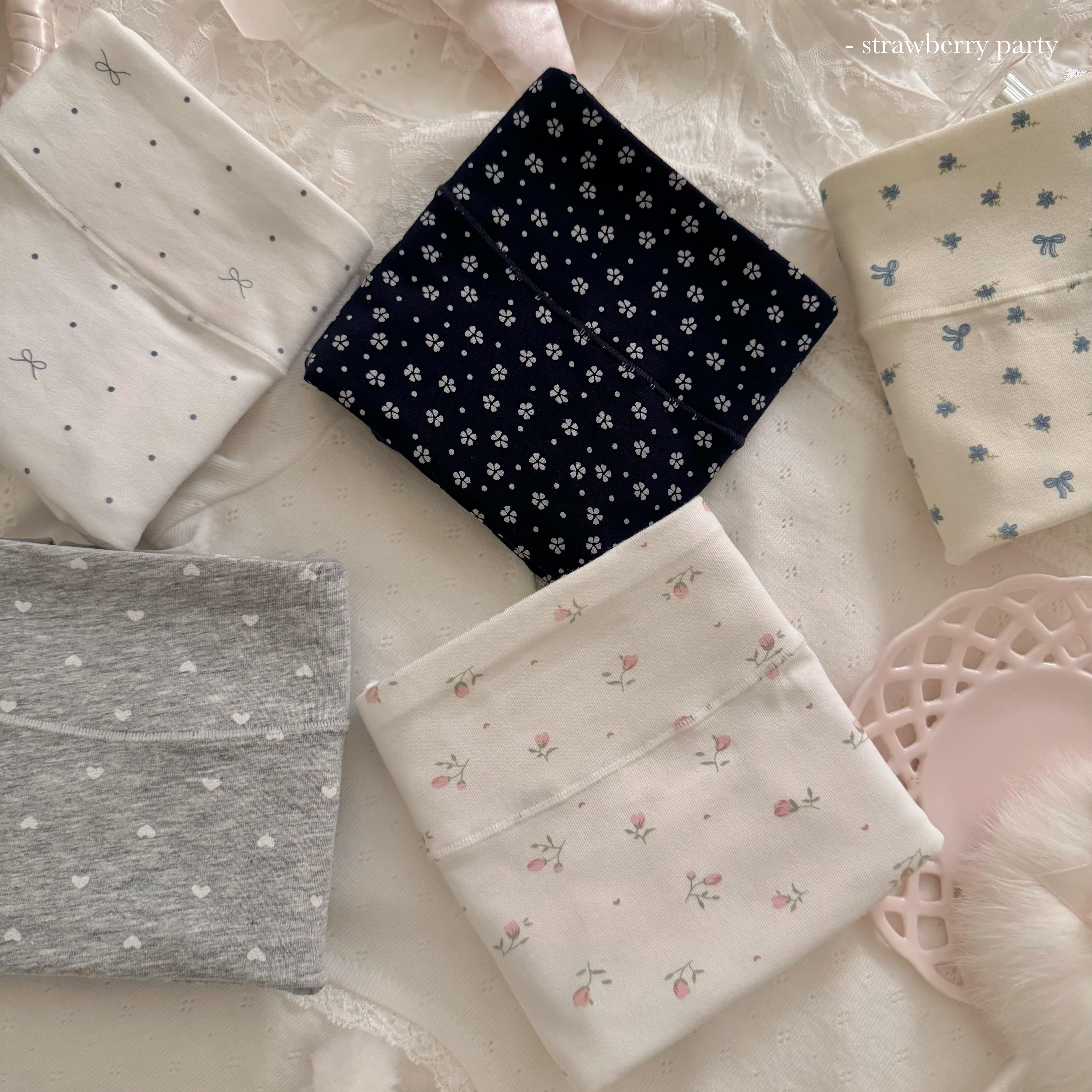 学生的独白~10A抗菌无痕女士内裤女生全棉中腰纯棉大码短裤平角裤