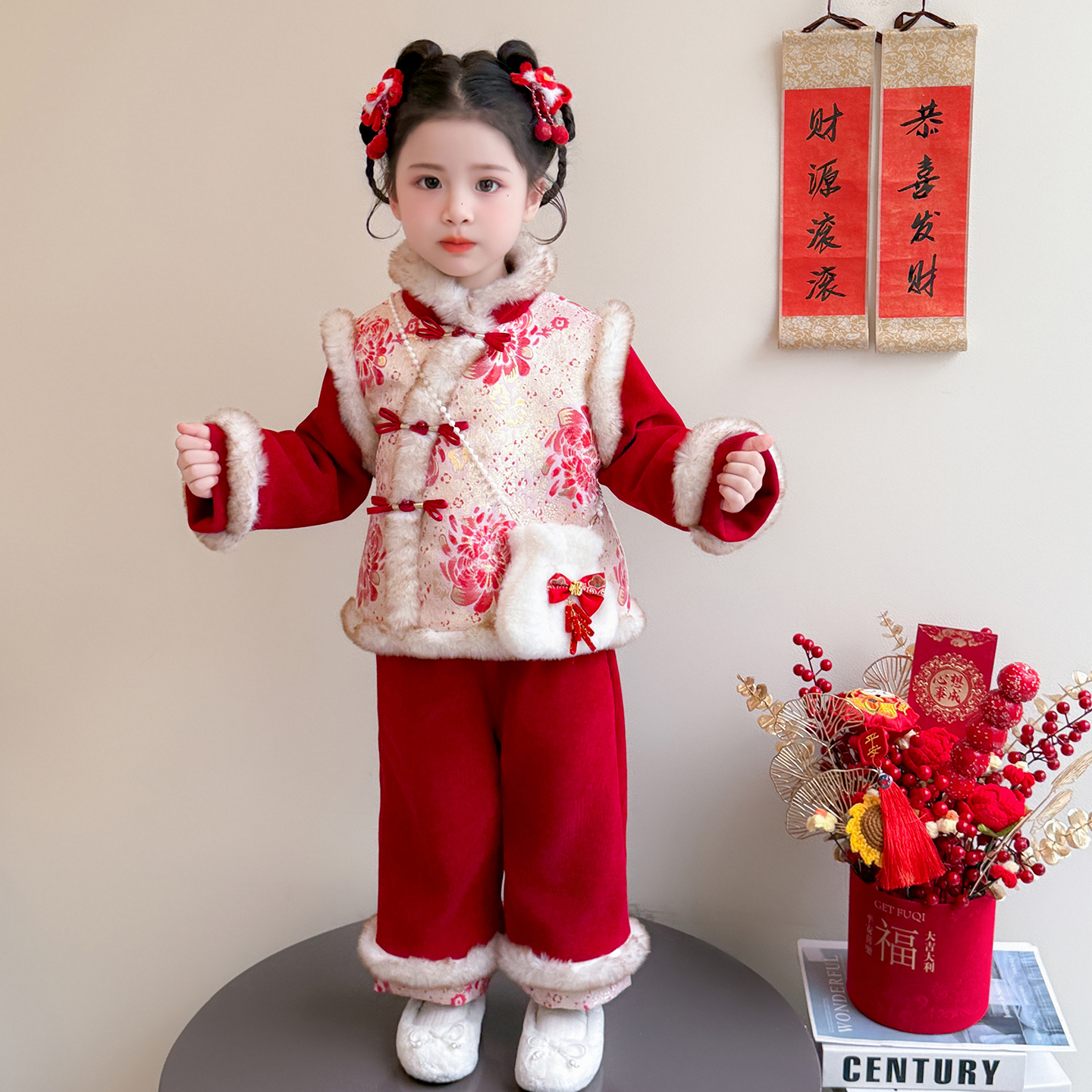女童年服套装儿童洋气时髦拜年两件套小女孩宝宝秋冬装2025新款潮
