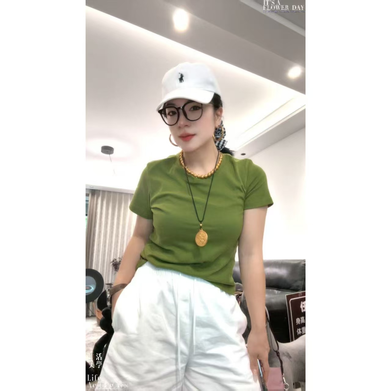 精梳棉纯色短袖T恤女修身显瘦柔软亲肤百搭正肩圆领上衣