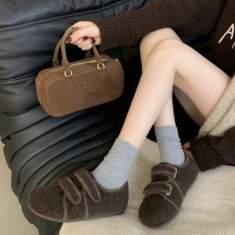 灰色呢子魔术贴冬季新款毛毛鞋女外穿韩系加绒保暖棉鞋平底勃肯鞋