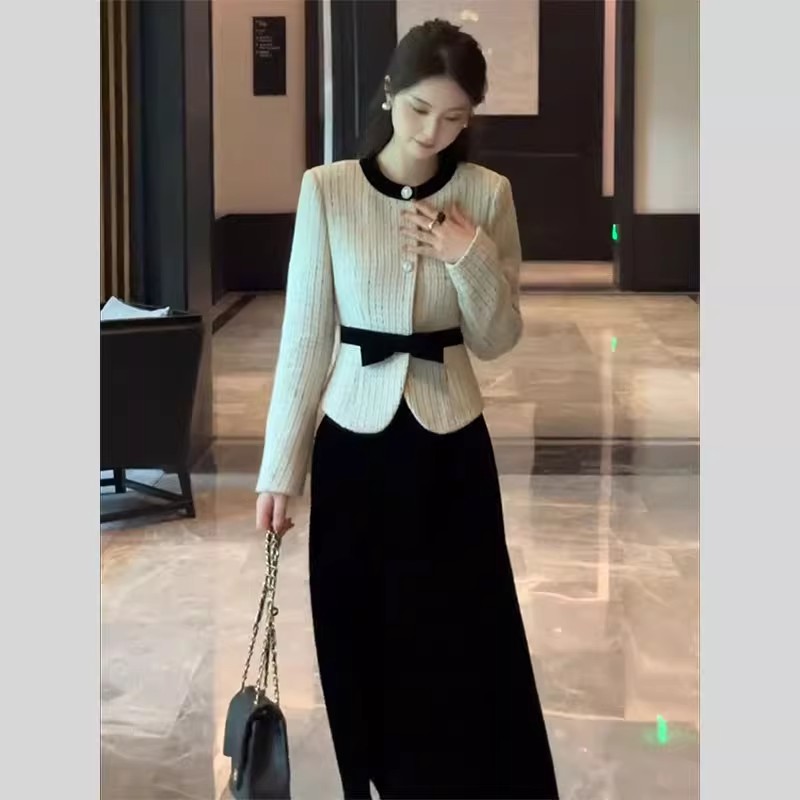 大码搭配一整套女超好看漂亮高级感洋气小香风上衣半身裙两件套装