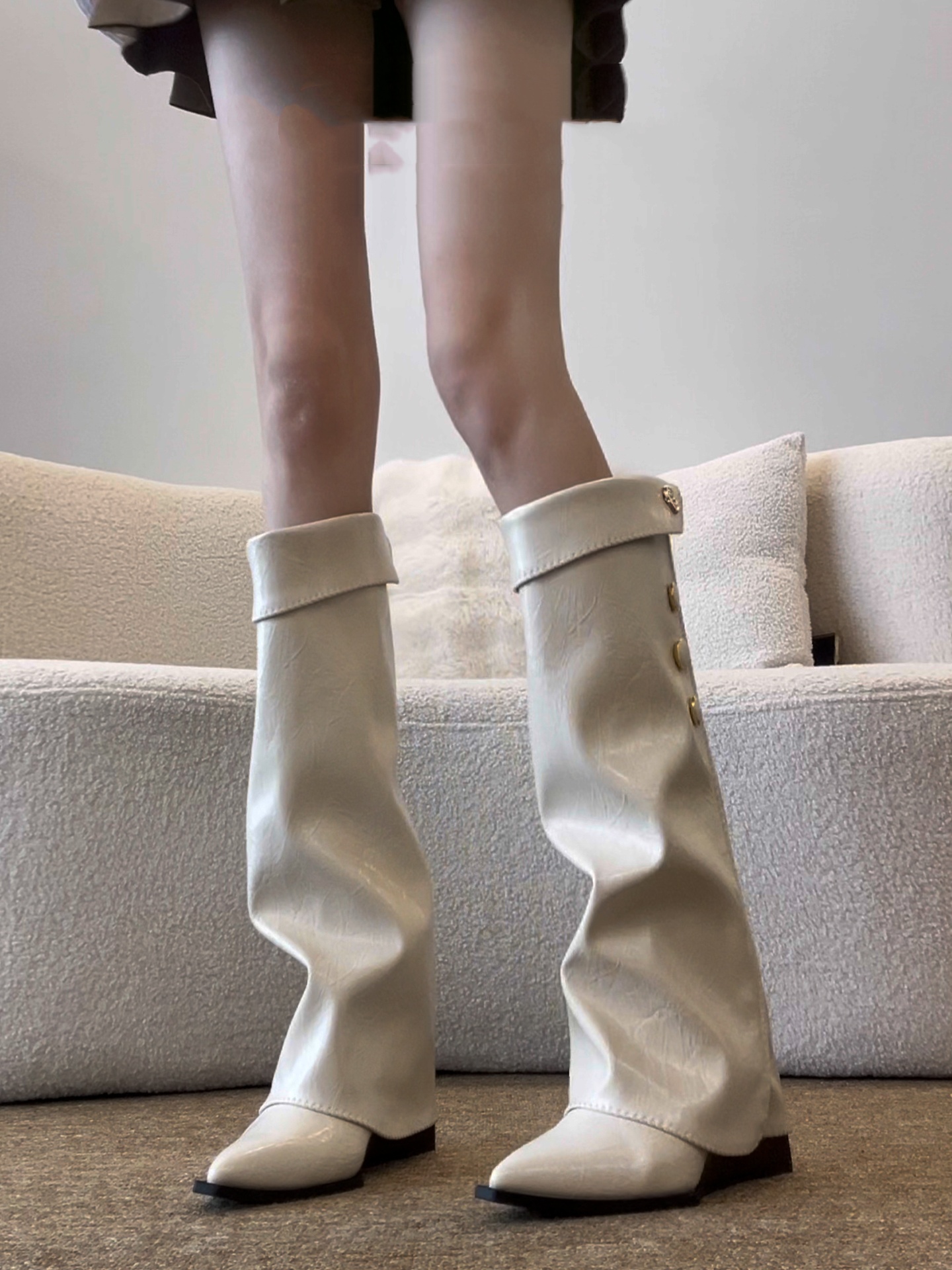 软皮版~小香风尖头坡跟长筒靴女靴2025复古不过膝高筒裤管骑士靴