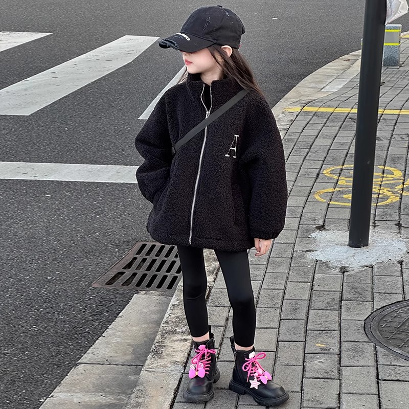 女童外套秋冬款2025新款儿童洋气加厚毛毛衣女大童冬装羊羔绒棉衣