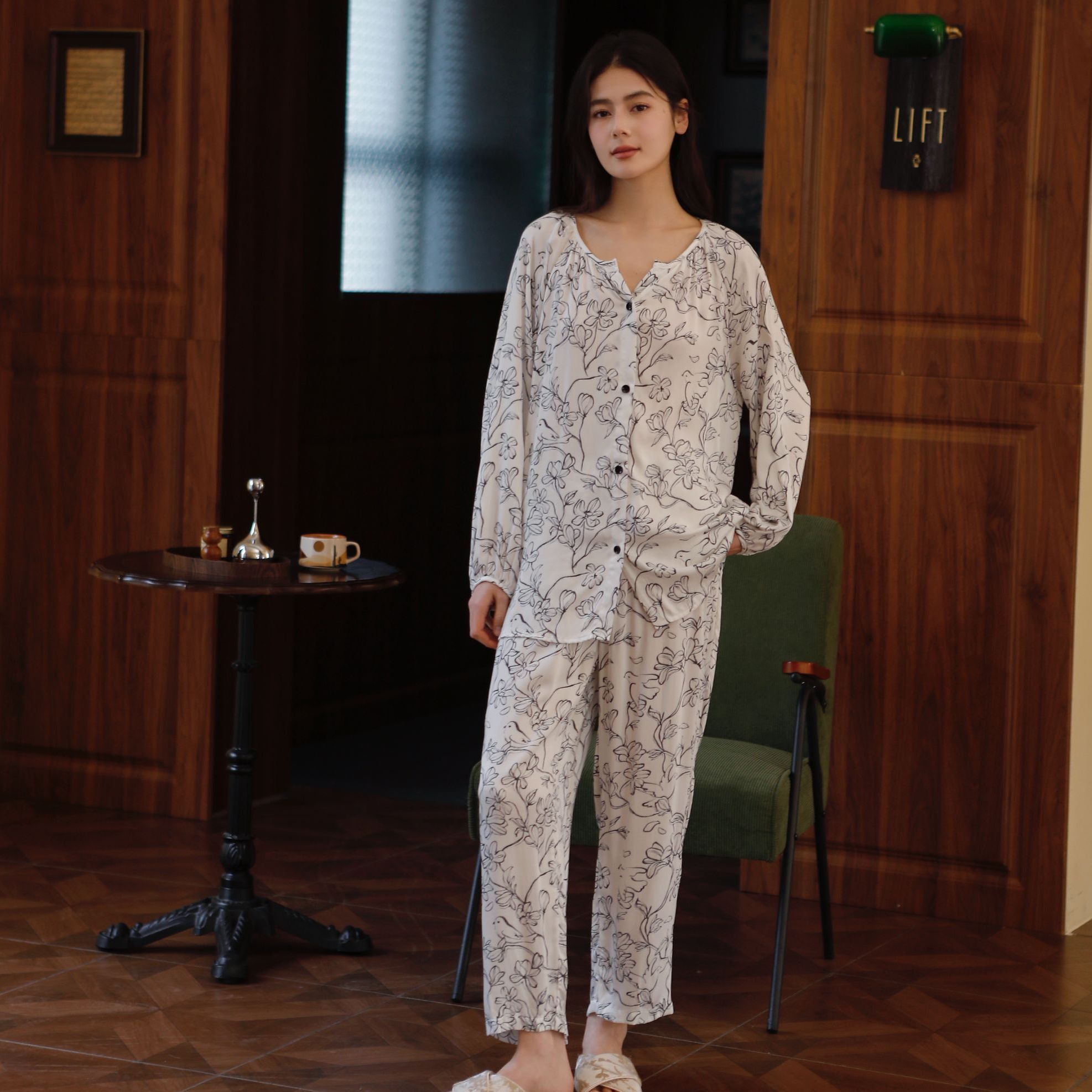 season文艺飞鸟花卉长袖睡衣女亲肤贡缎棉可外穿家居服好眠两件套