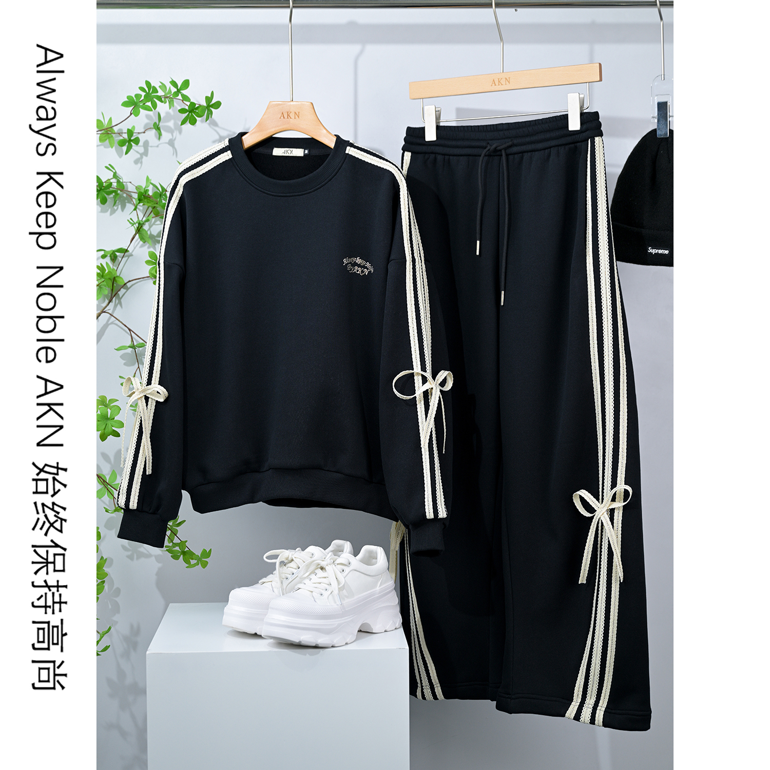 艾珂妮8162【蝴蝶结卫衣套装】奥粒绒烫钻可拆蝴蝶结弯刀裤卫衣套装