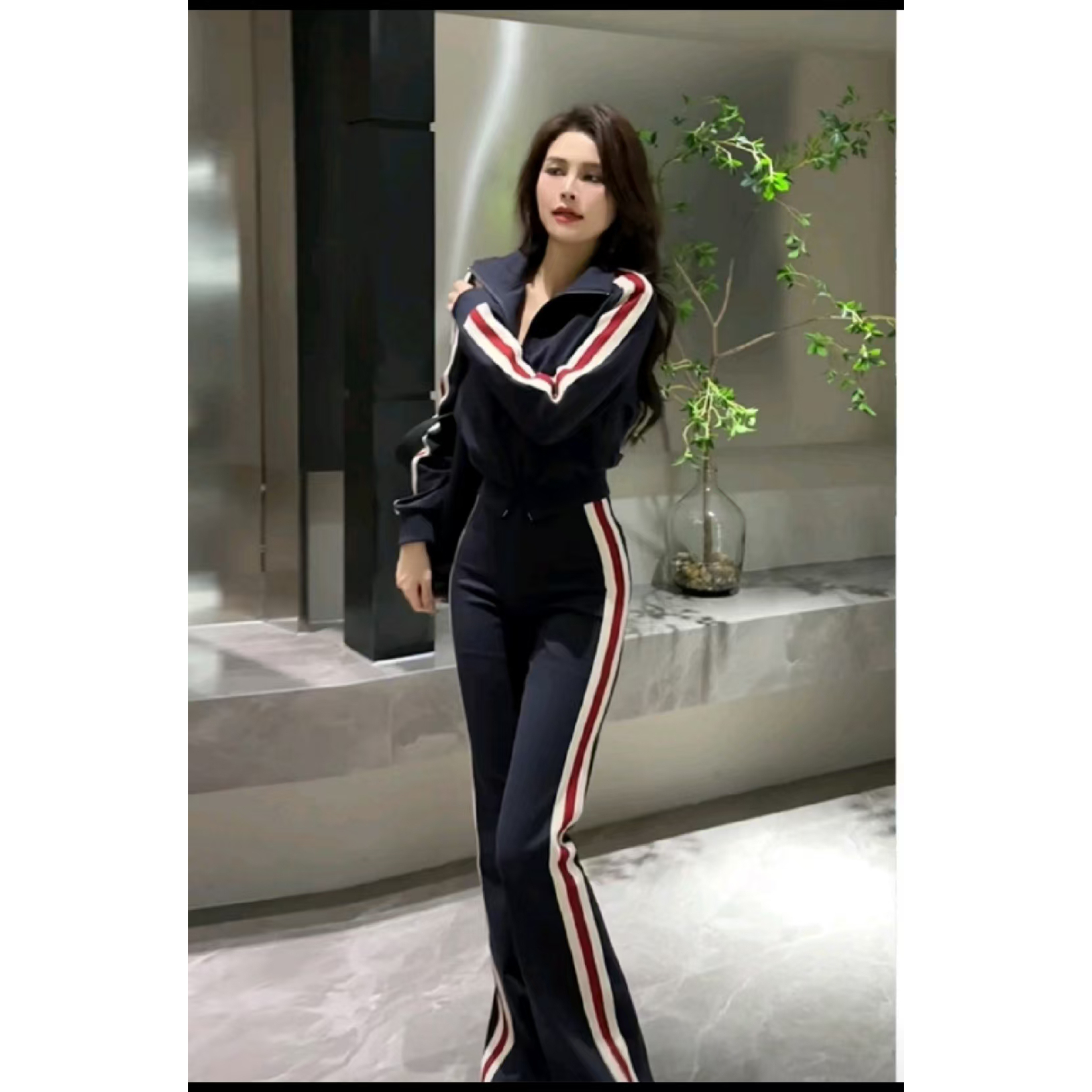 大婷婷秋冬新款休闲运动套装条 纹拼接时尚显瘦拉链两件套高腰