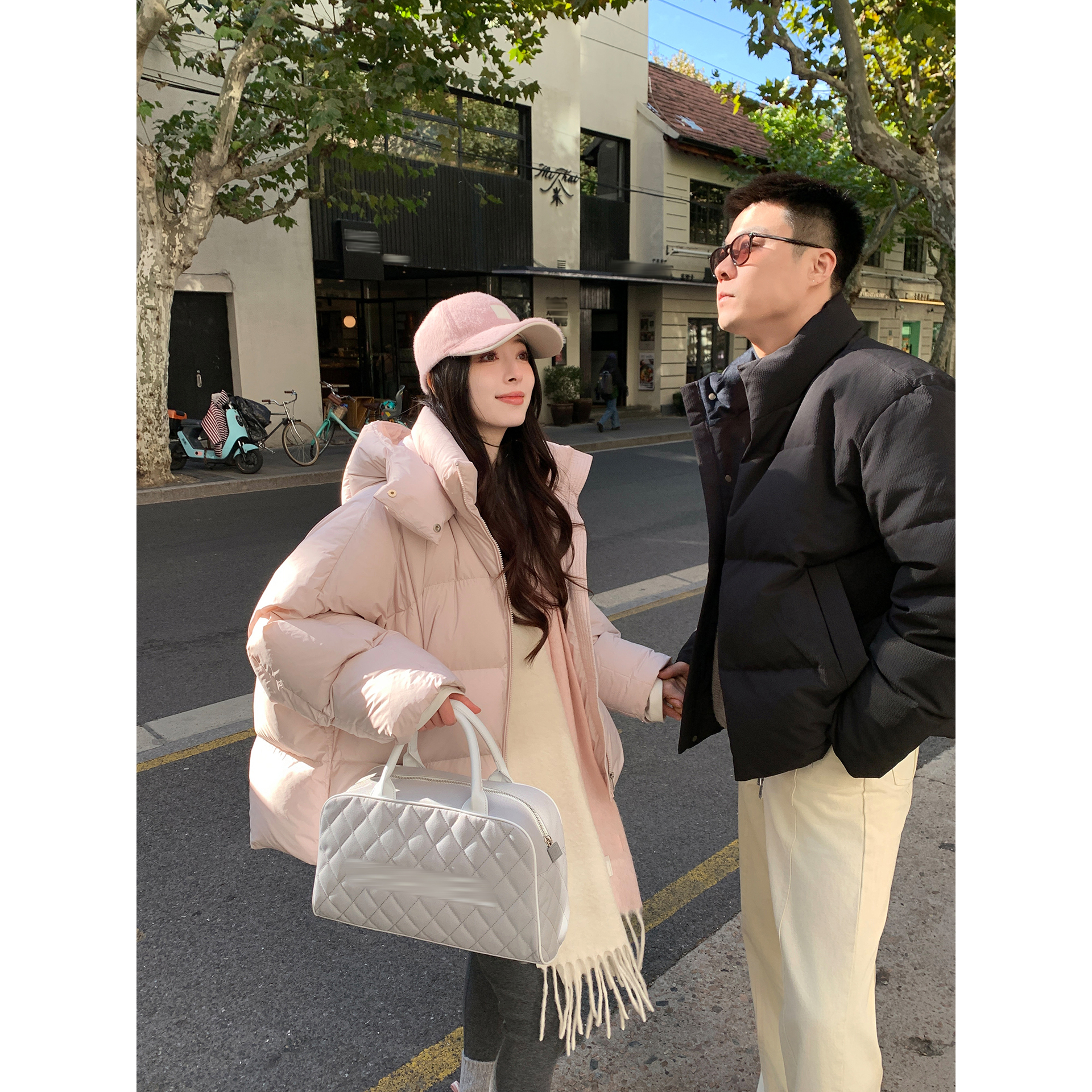 夏诗文 可溯源安心绒西班牙90木拉白鸭绒肌理感连帽羽绒服女汉服