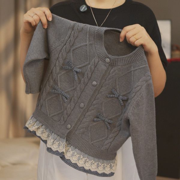 2025女童韩版秋冬款洋气蝴蝶结蕾丝拼接纯色长袖针织开衫毛衣外套