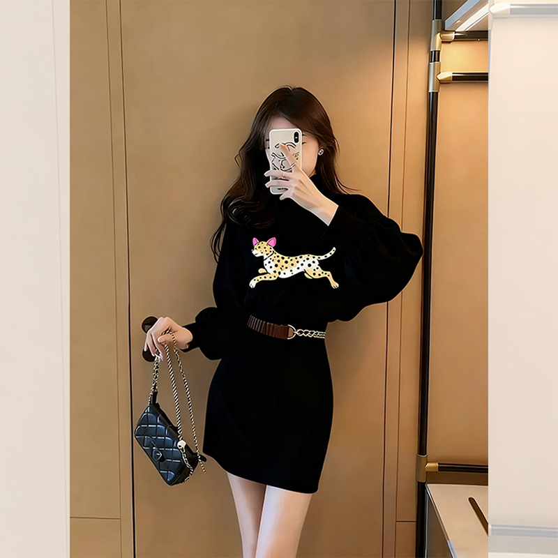 漂亮精致针织内搭打底包臀小短裙气质高贵上档次黑色连衣裙女秋冬