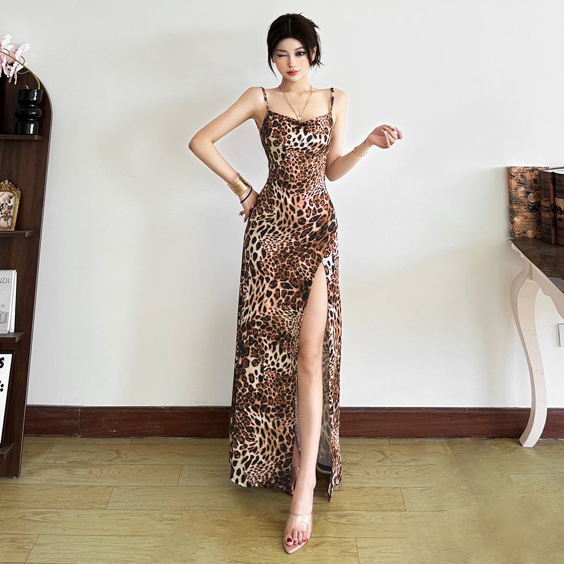 Malou 冷艳御姐野性豹纹美背绑带性感开叉复古连衣裙女K25D74751