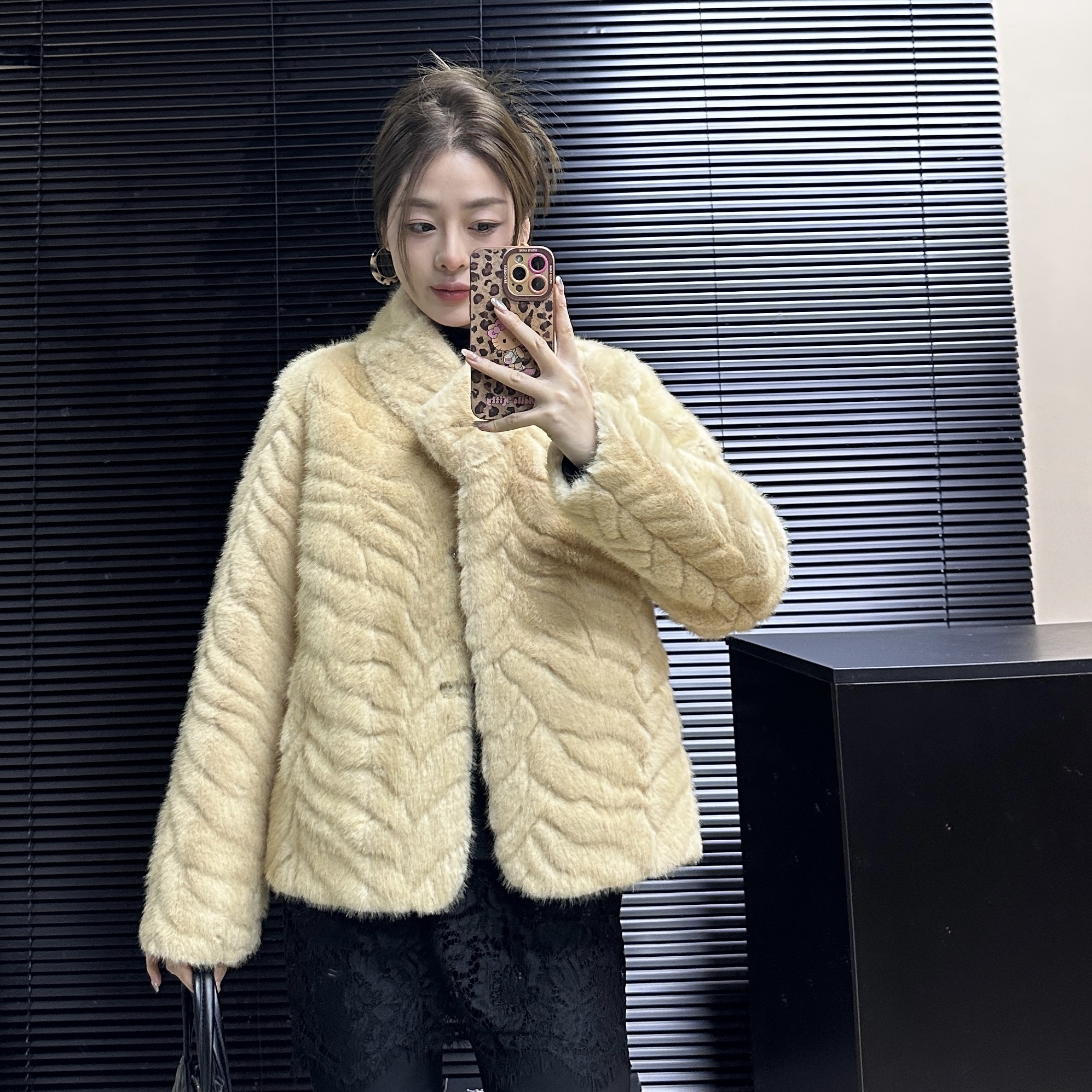 欧货冬季新款高级感金叶貂外套气质轻奢复古小众百搭休闲洋气网红