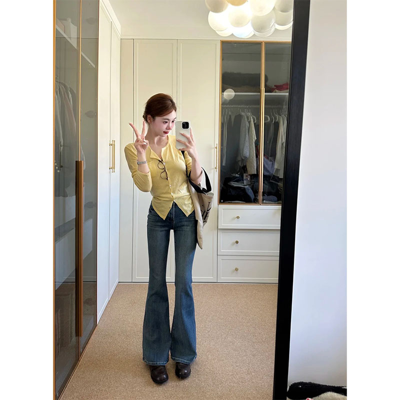 秋冬御姐范设计感针织小众洋气长袖上衣高腰复古显瘦微喇牛仔裤女