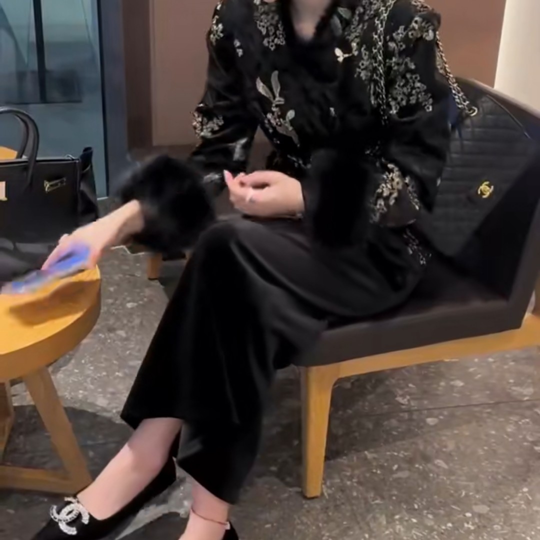 153新中式刺绣外套短款2025加厚保暖高级感气质轻奢显瘦毛毛国风