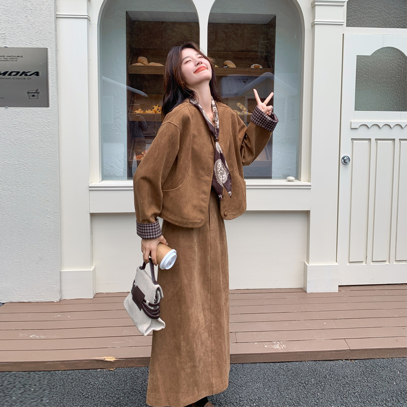 高级感复古麂皮绒套装裙2025春秋新款气质韩系美拉德老钱风两件套