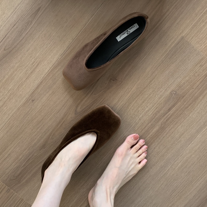 一脚蹬粗跟红色百搭奶奶鞋女鞋2025春夏新款小众复古方头简约单鞋