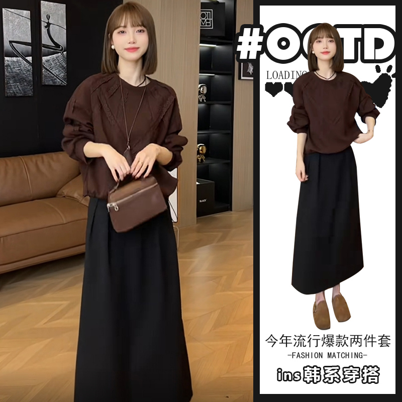 胖MM大码女装2025秋季长袖圆领宽松休闲卫衣设计感小众气质秋装