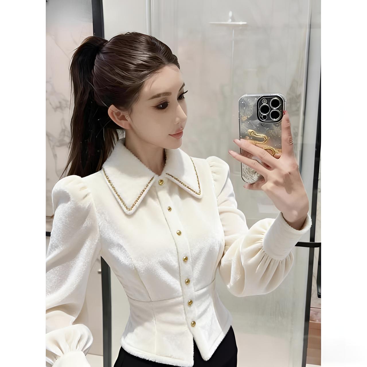 白色丝绒衬衫女2025新款冬独特漂亮高端气质加厚保暖法式小资上衣