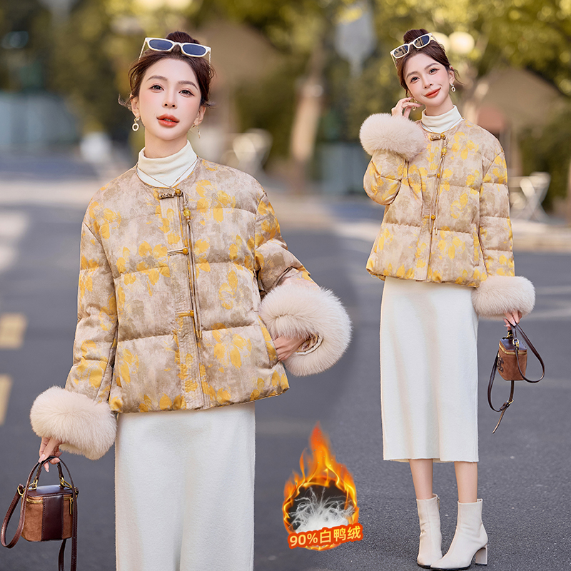 新中式国风印花羽绒服女2025年冬季新款狐狸毛拼接白鸭绒短款外套