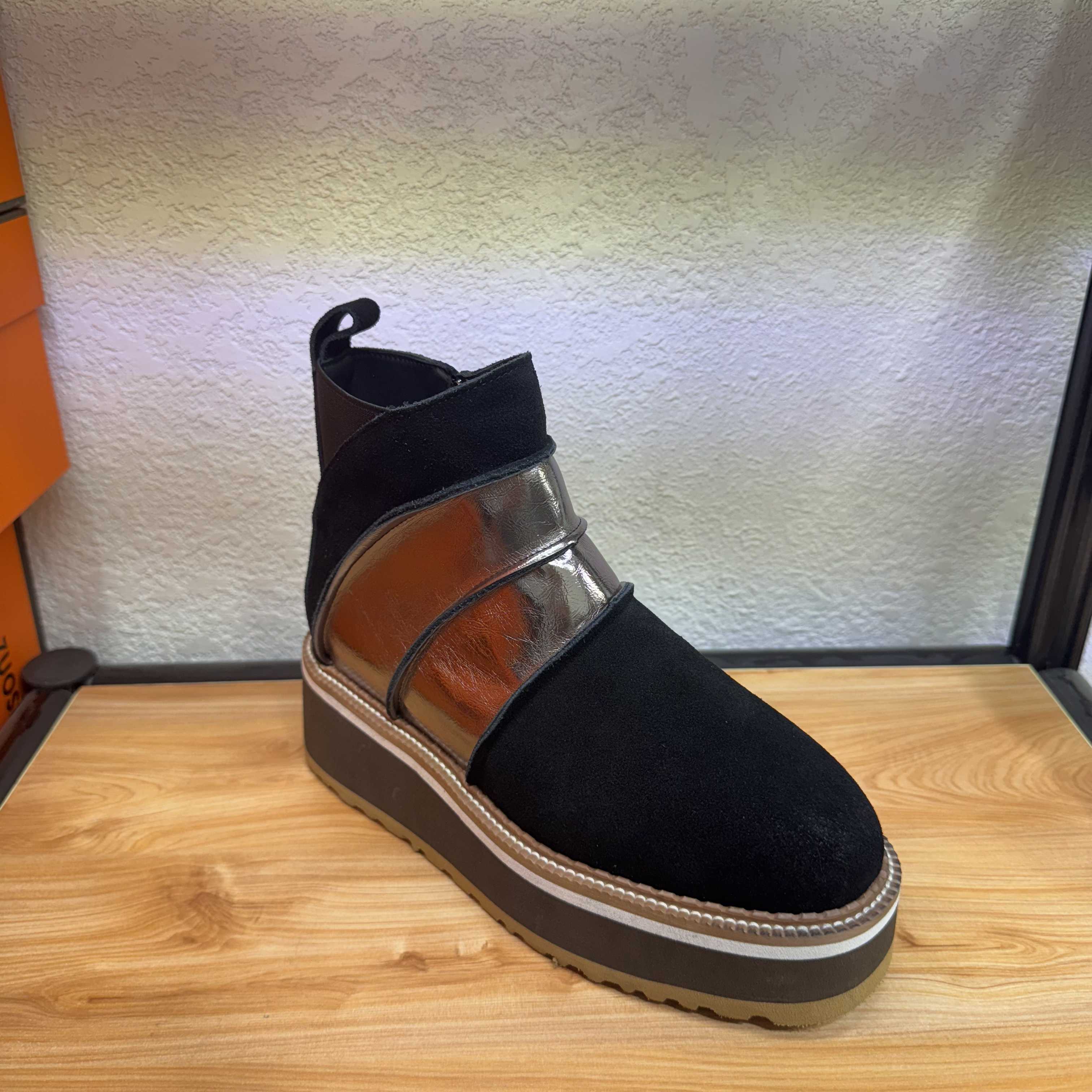 真皮复古厚底短筒女靴冬百搭马丁靴