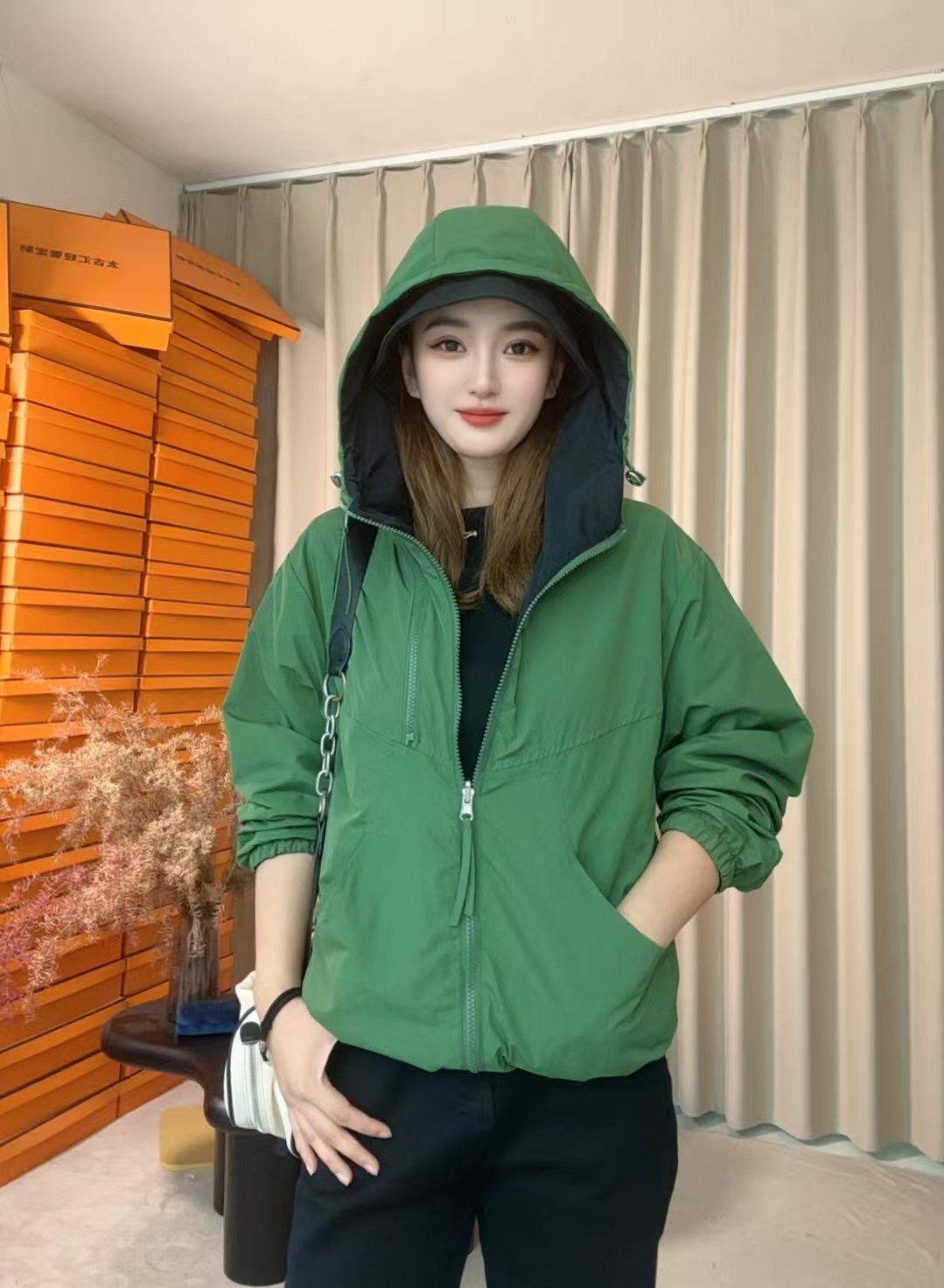 撞色两面穿冲锋衣外套女2025春夏新款时尚轻奢连帽防晒夹克上衣