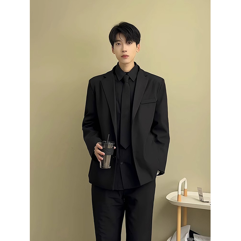 黑色西装外套男款春秋季男模穿搭韩系高级感痞帅休闲cleanfit西服