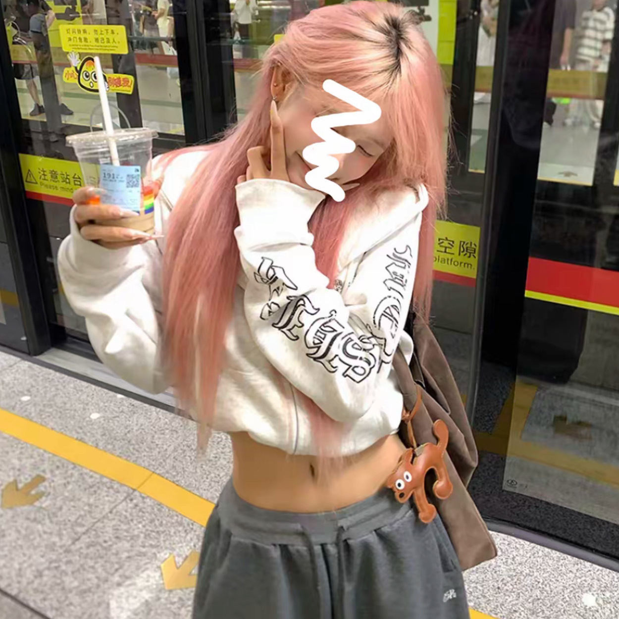 复古欧美哥特风侧边印花短款卫衣女秋季辣妹休闲连帽嘻哈上衣外套