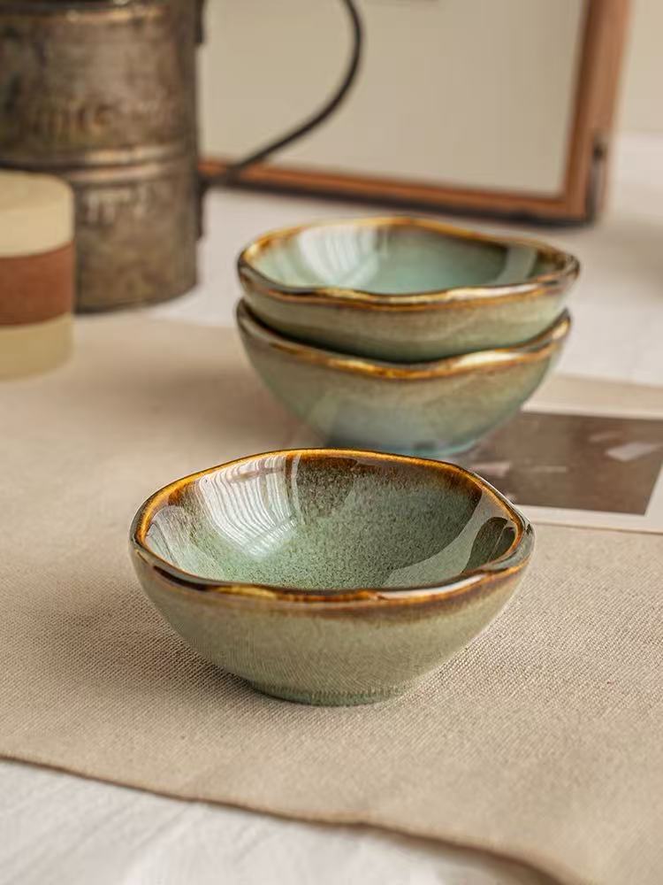 日式3英寸异形味碟家用陶瓷小碟子火锅烤肉蘸料碟复古小菜碟