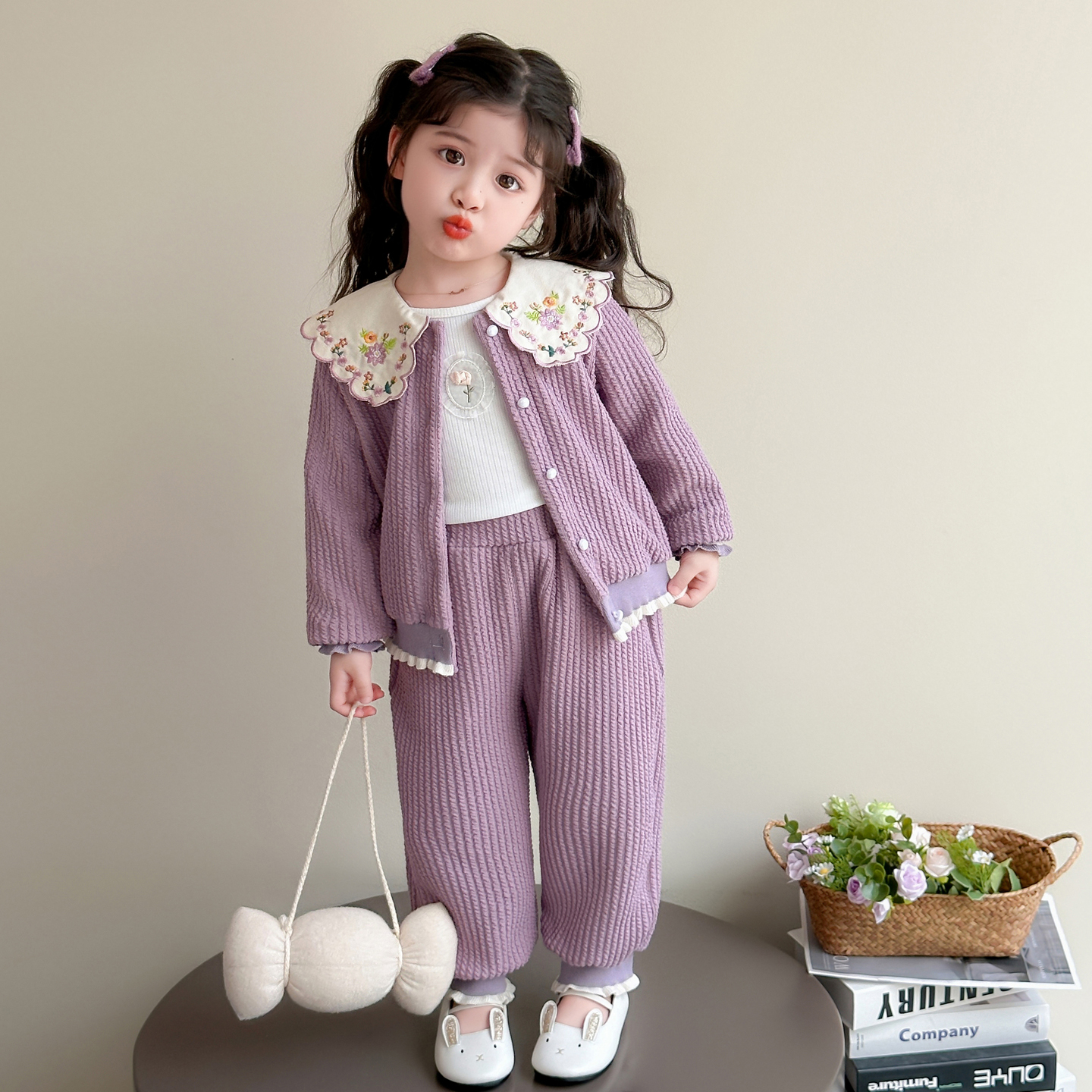 女童套装秋季新款洋气女宝宝绣花娃娃领开衫儿童春秋装森系两件套