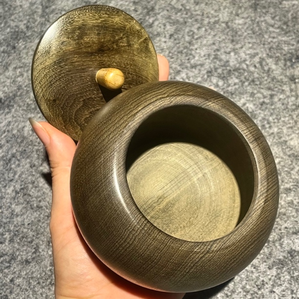 正宗小叶金丝楠阴沉木茶叶罐实木整料掏空无漆无蜡果香味储物罐