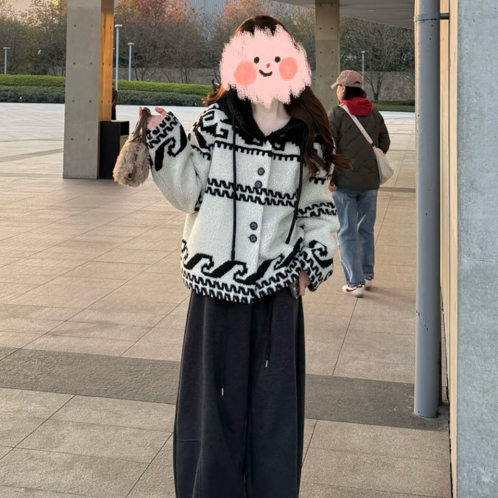 冬款时尚设计感90白鸭绒内胆羽绒外套 00145