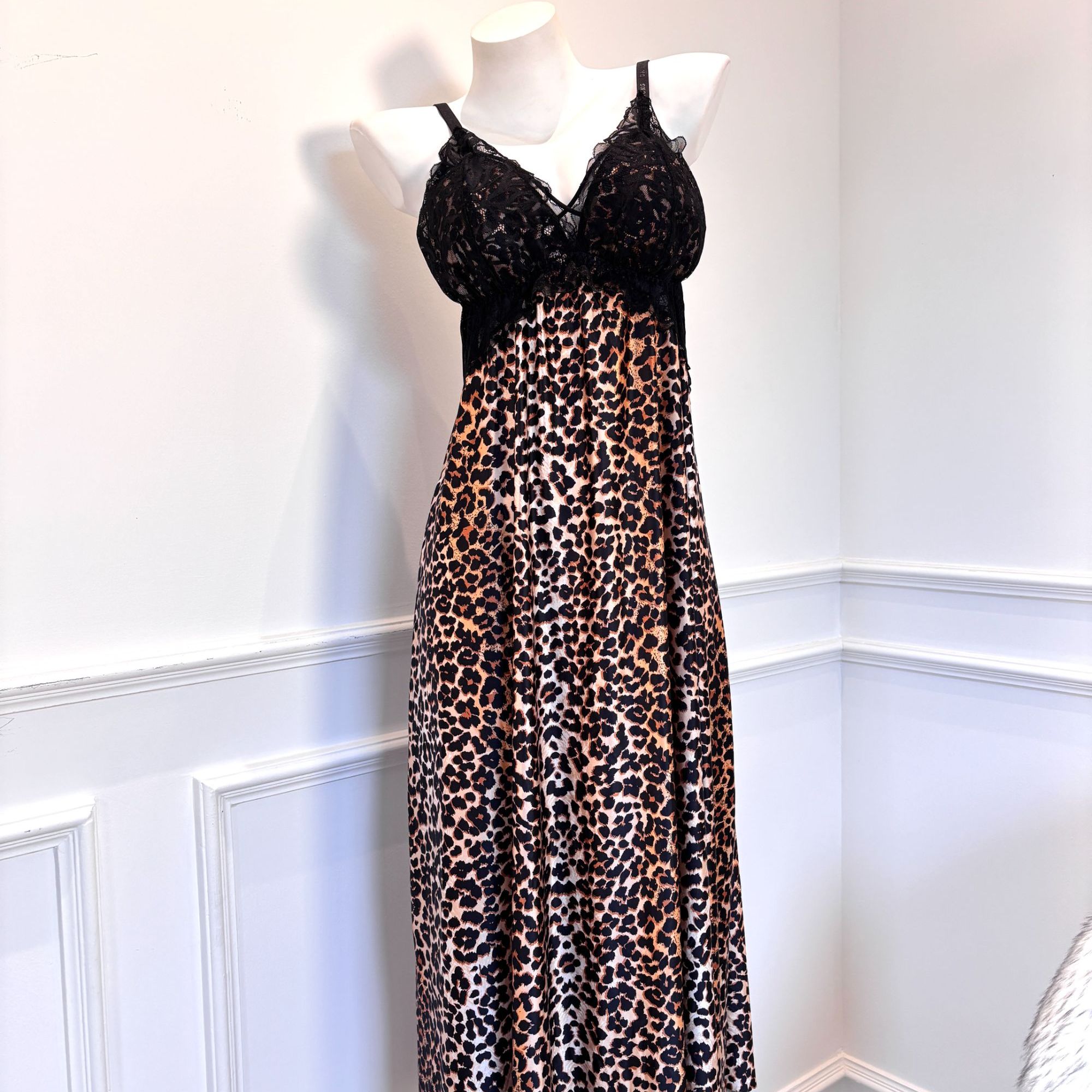 【大红定制】大码豹纹睡裙V领，蕾丝拼接吊带秋季长裙中长裙轻奢