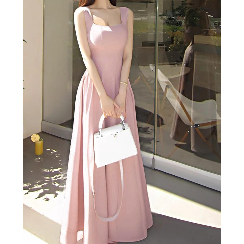 温柔风方领高级感吊带纯色连衣裙女夏收腰气质大裙摆显瘦A字长裙
