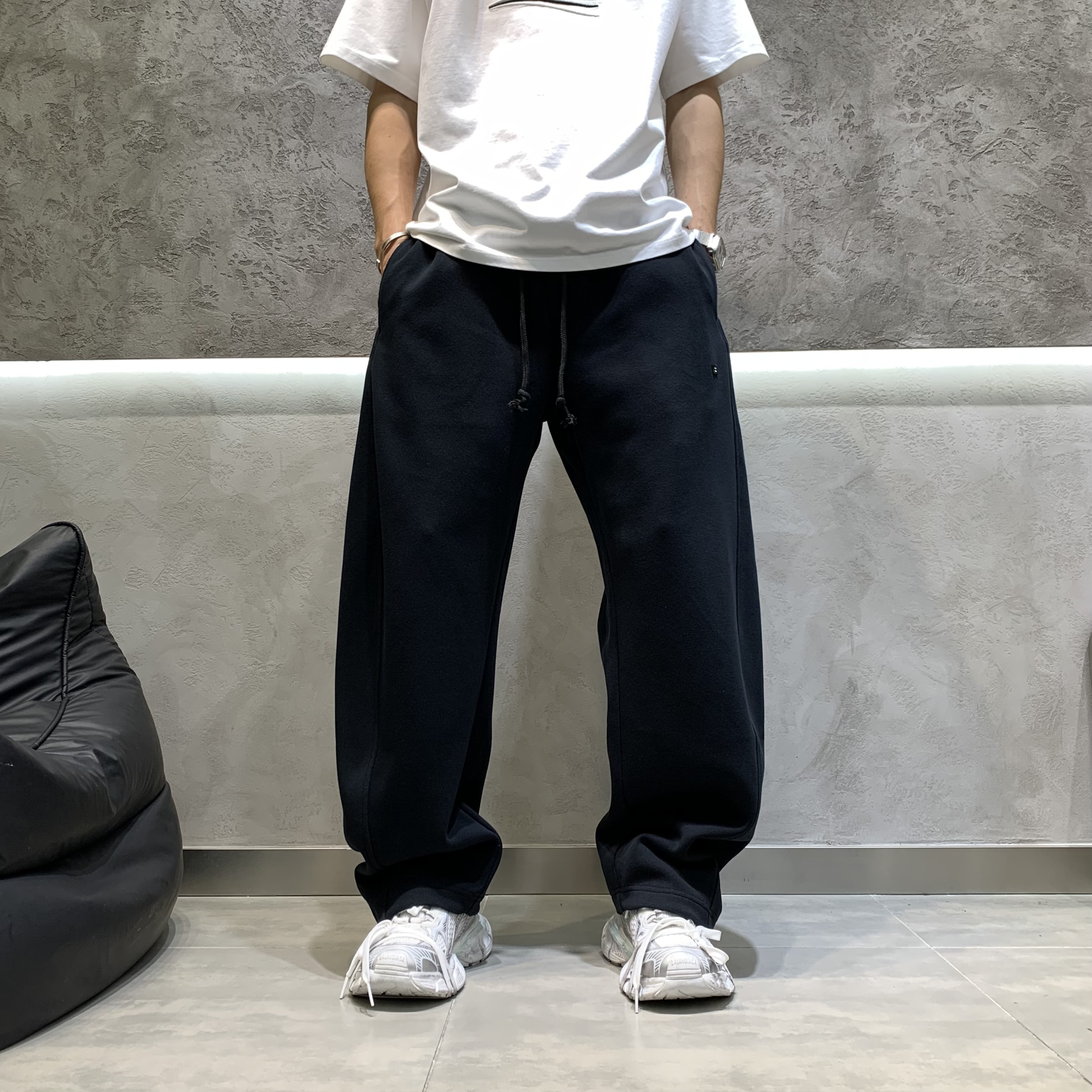 2025秋冬新款男士简约百搭弯刀裤男款休闲裤长裤美式直筒宽松男裤