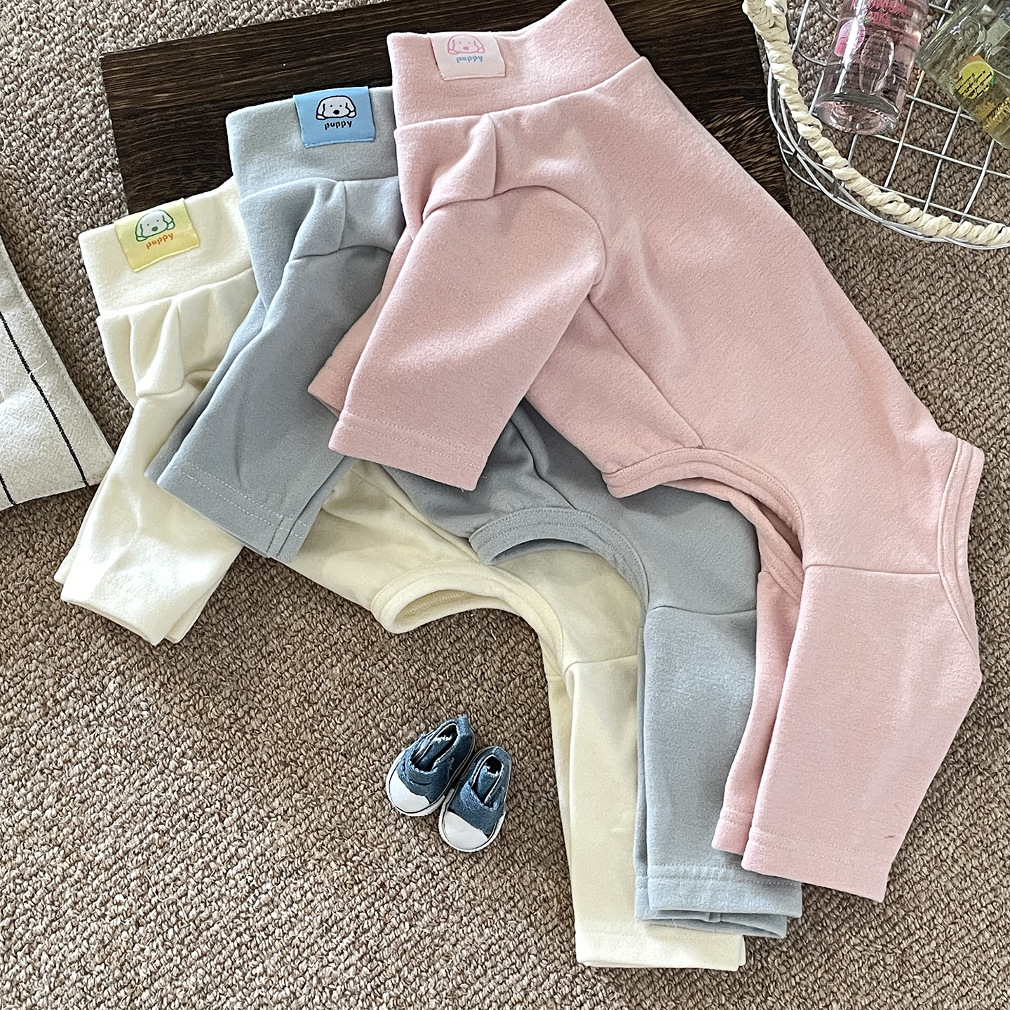 狗狗衣服秋冬季新款保暖连体四脚衣家居服小型犬宠物秋冬天打底衫