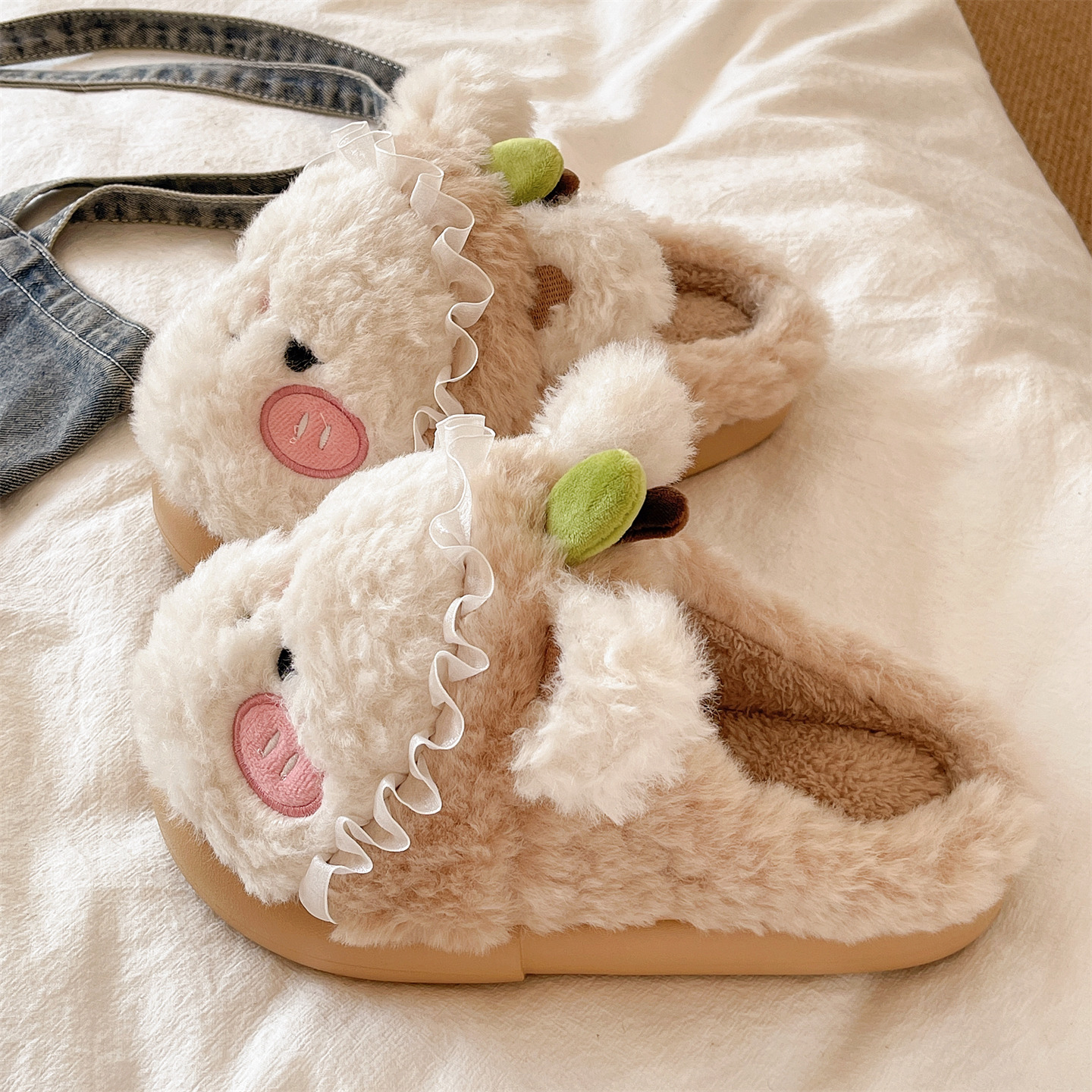 可爱小苹果毛毛鞋女冬季居家室内毛绒保暖包头厚底防滑月子棉拖鞋