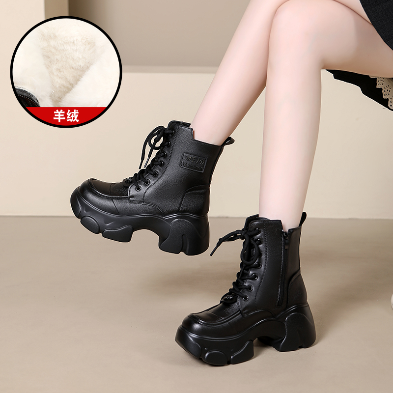 真皮马丁靴女2025秋冬新款英伦风加绒松糕厚底增高百搭配裙子短靴