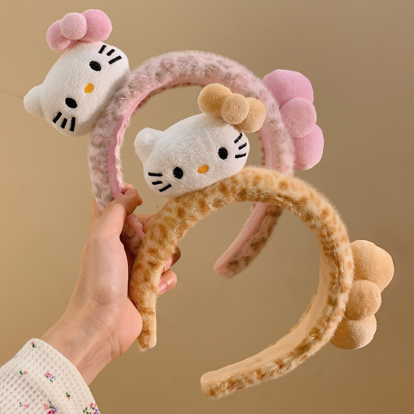 可爱豹纹Kitty猫蝴蝶结毛绒发箍女卡通可爱头箍洗脸发卡秋冬头饰