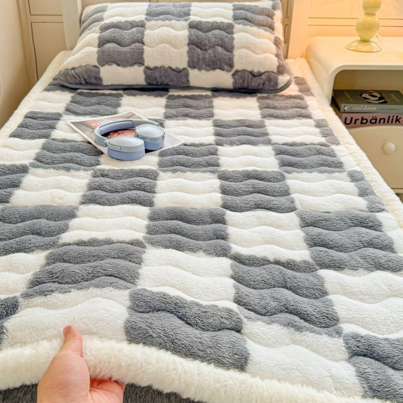 加厚牛奶绒床垫学生宿舍单人夹棉床褥单件家用双人保暖软垫