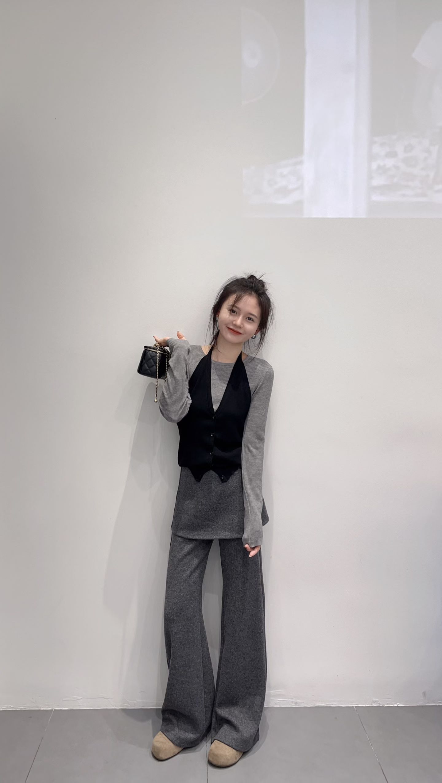 2025秋季新款韩系针织衫叠穿挂脖背心拼接假两件灰色休闲裤三件套