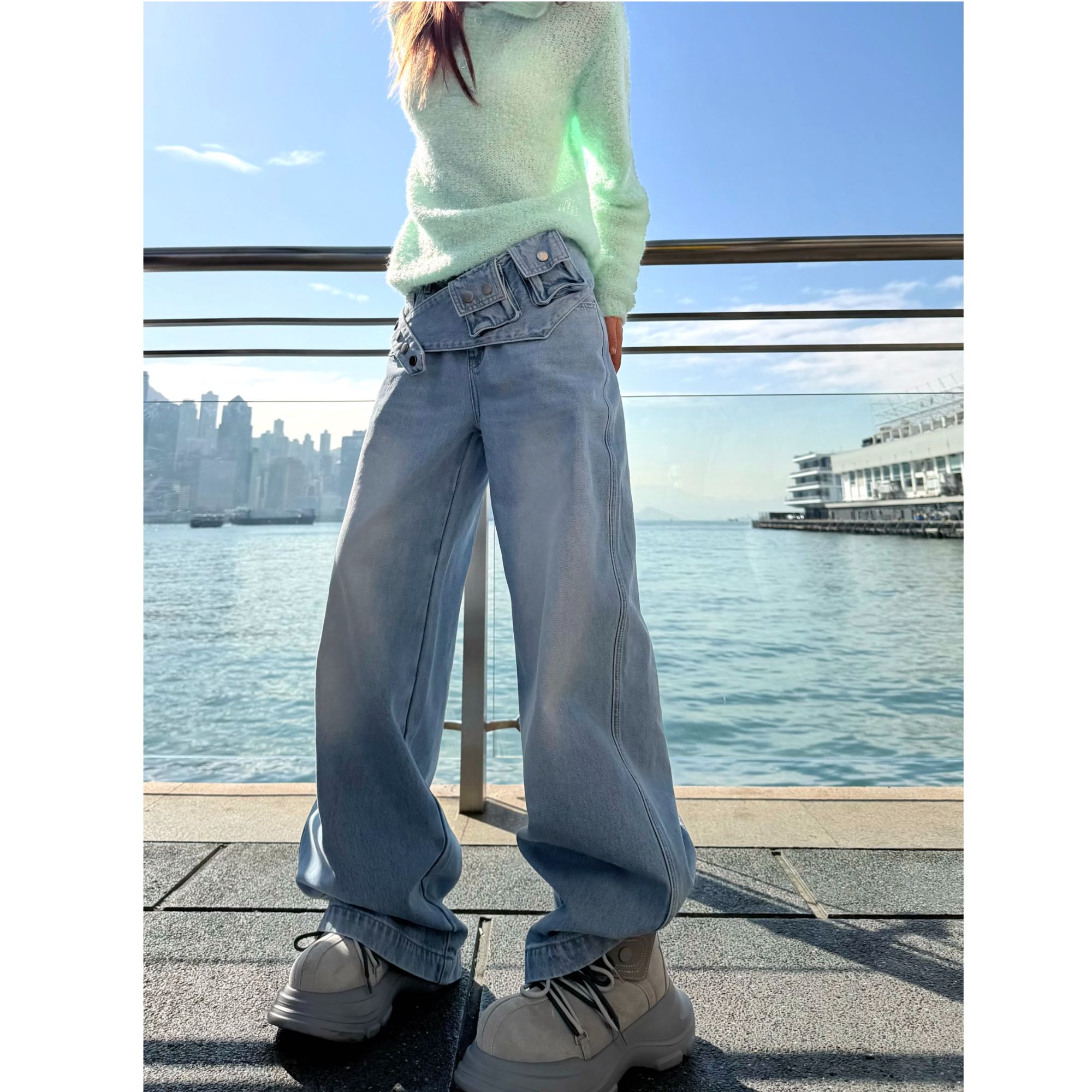 婉君【腰包蓝牛】”设计感腰包“重工浅色洗水直筒牛仔裤LWJ25D4K4107