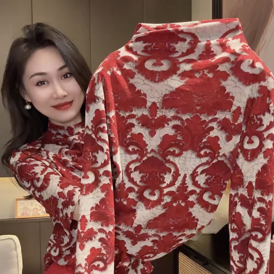 法式复古碎花长袖t恤女春季2026新款修身显瘦内搭打底衫外穿上衣