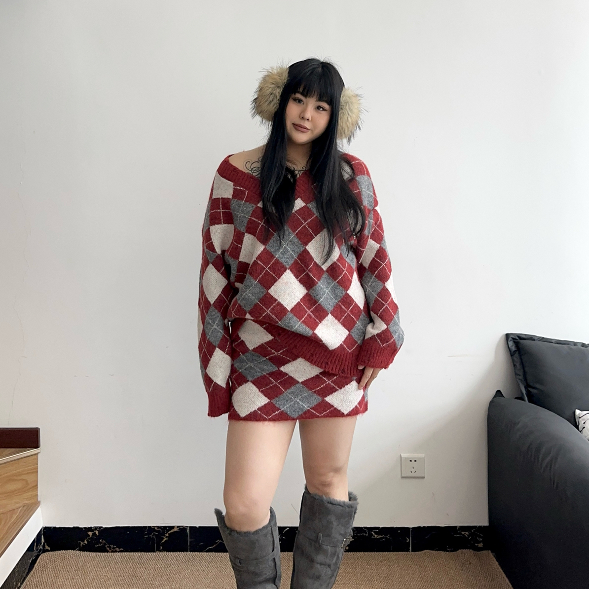 BBold 冬季新款韩系慵懒风撞色菱格V领毛衣短裙两件套女宽松针织