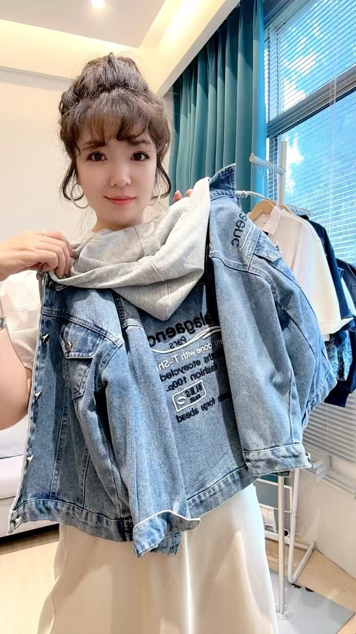 儿童春秋装2025新款儿童连帽外套牛仔男童洋气小童儿童外套洋气