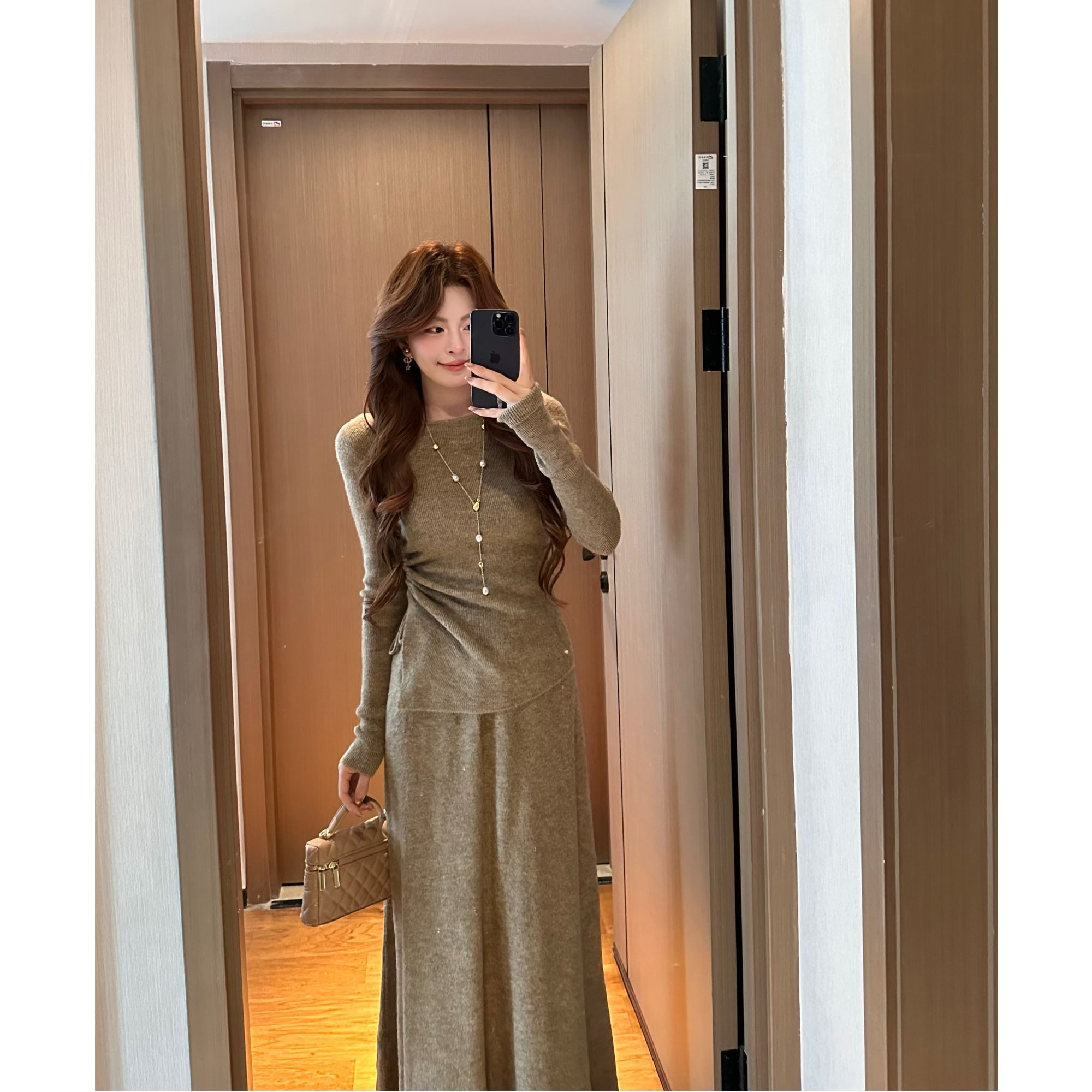 法式慵懒风千金风2025秋冬不规则休闲风时尚套装时尚收腰针织套装